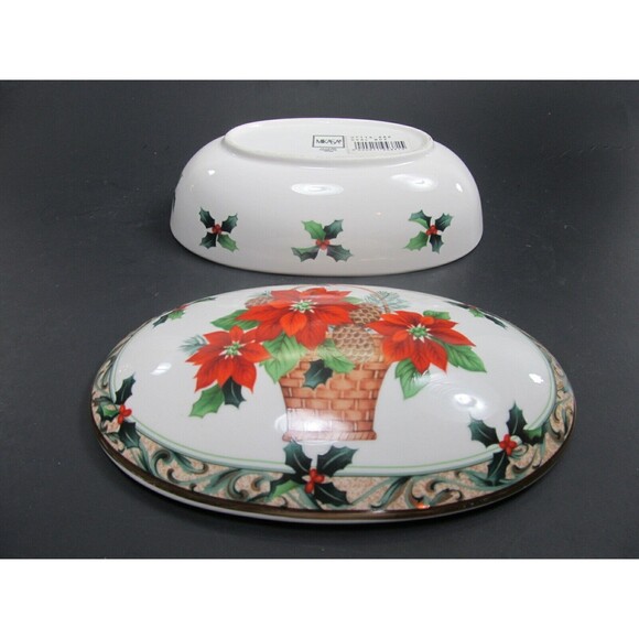 Mikasa Christmas Poinsettia Basket Covered Oval  Trinket Box - Picture 4 of 5